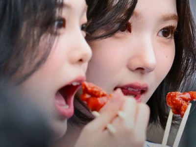 하츠투하츠 지우 이안 시구 행사에 관심 집중