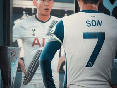 사비 시몬스가 토트넘 7번을 물려받다