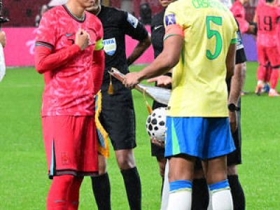 손흥민 한국 대표팀 A매치 최다 출장 달성 축하 메시지