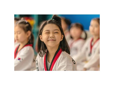 2026년 새해 극장가에 웃음 선사할 하트맨 주목