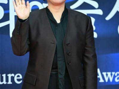 이정은 할매로 액션 데뷔 첫 도전