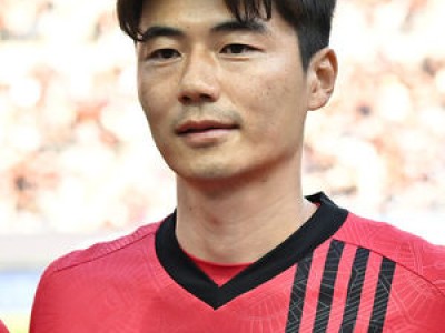기성용 FC서울 유니폼 벗는다 16년 간의 전설 끝