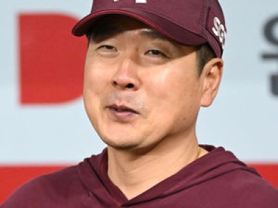 홍원기 전 감독 두산 수석코치로 복귀
