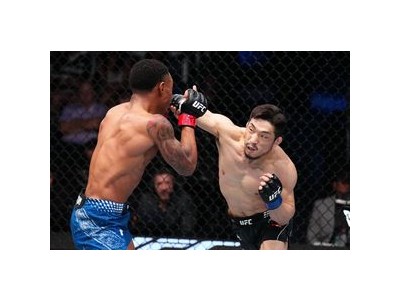 유수영 UFC 첫 패배 서브미션으로 무너져