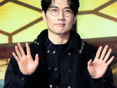 엄태구가 임영웅 유재석 제치고 광고모델 평판 1위